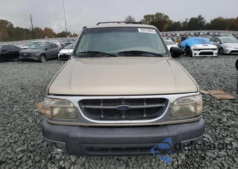 2000 Ford Explorer Xlt from USA, damaged, VIN 1FMZU63X5YUB61399
